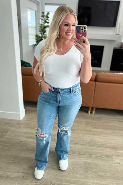 Rose High Rise 90's Straight Jeans in Light Wash