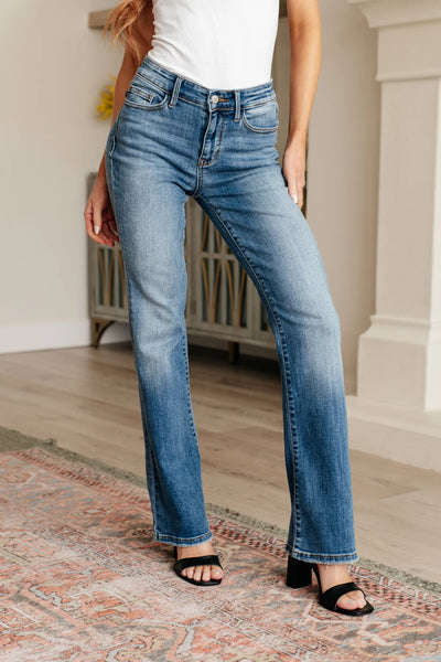 Judy Blue Full Size Medium Rise Bootcut Jeans
