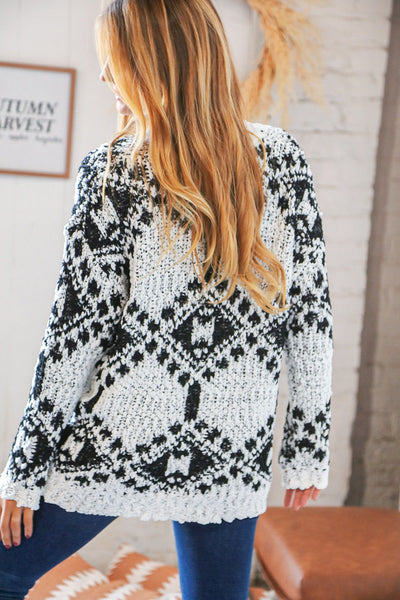 Black/White Aztec V Neck Popcorn Knit Sweater