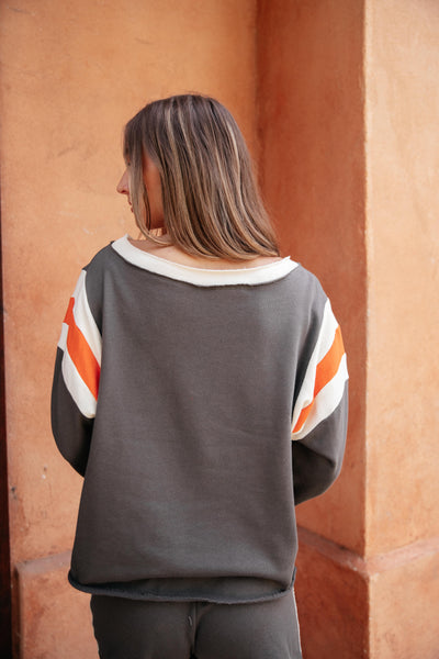 Sporty Stripe Pullover In Charcoal