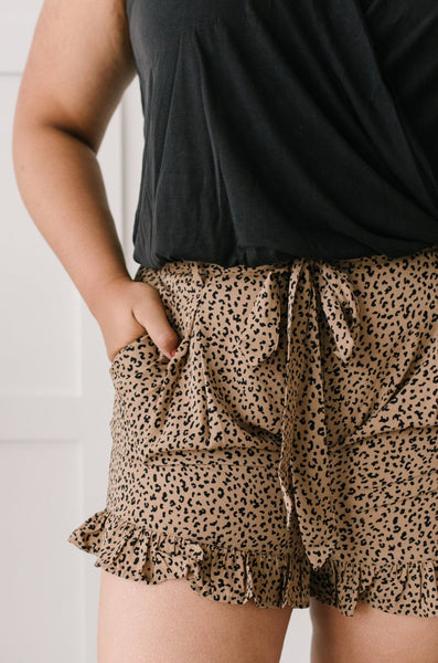 Short Leash Ruffled Shorts In Taupe