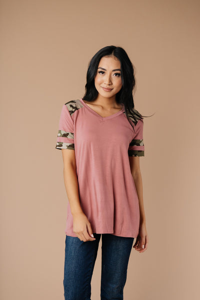 Armed & Dangerous Tee In Mauve