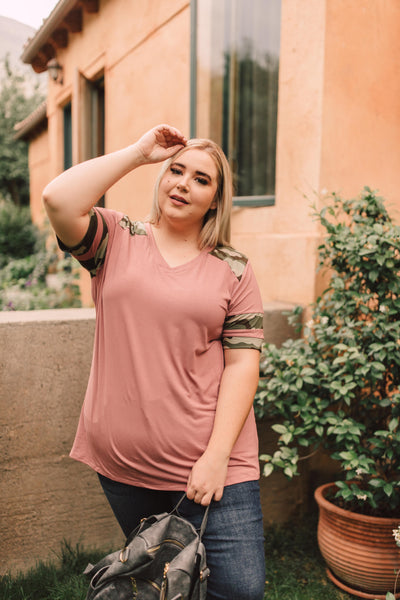 Armed & Dangerous Tee In Mauve