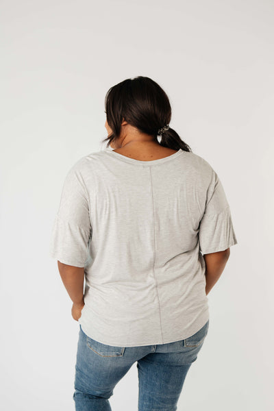 Top Stitch V-Neck In Heather Gray