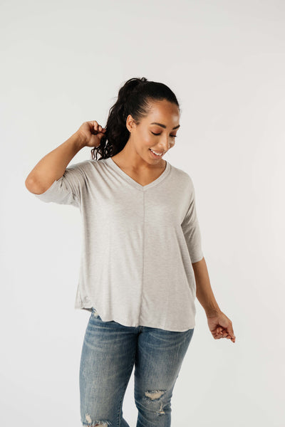 Top Stitch V-Neck In Heather Gray