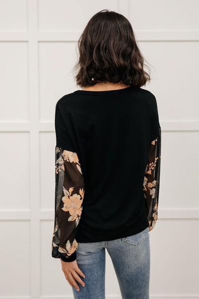 Bouquet Sleeves Top in Black