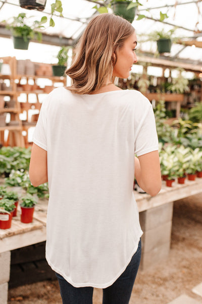 Breezy Air Tee In White