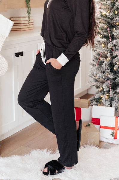 DOORBUSTER Classic & Cozy Pajama Bottoms in Black