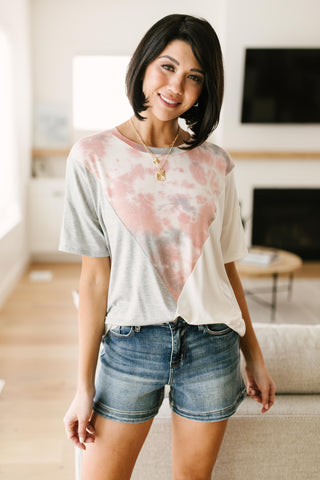 Cool Slice Of Tie Dye Top In Gray