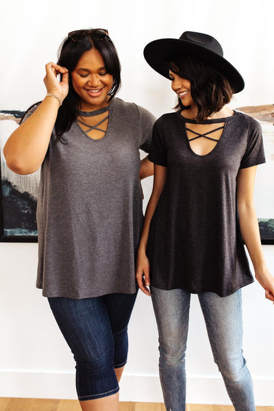 Criss-Cross Boss Tee in Charcoal