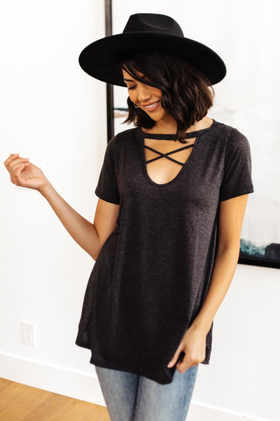 Criss-Cross Boss Tee in Charcoal