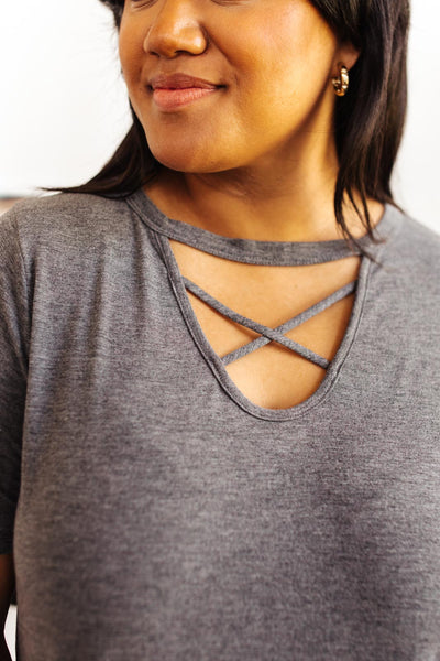 Criss-Cross Boss Tee in Charcoal