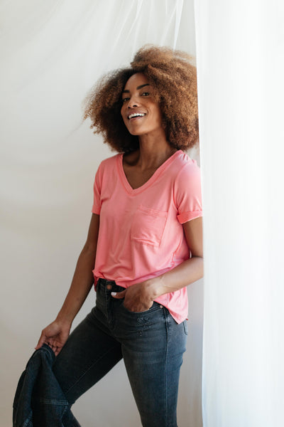 Essential V-Neck Tee In Pink