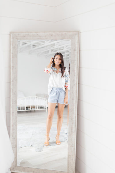 Lightweight and Linen Shorts in Baby Blue