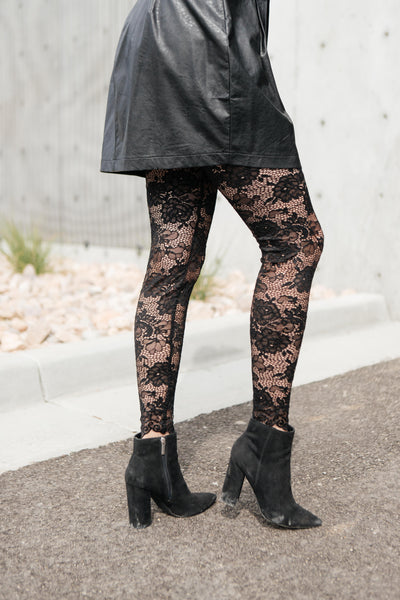 Fanciful Floral Leggings In Black