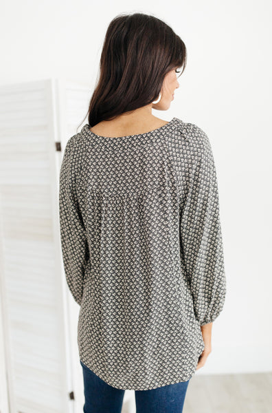 Feelin' The Breeze Blouse in Charcoal