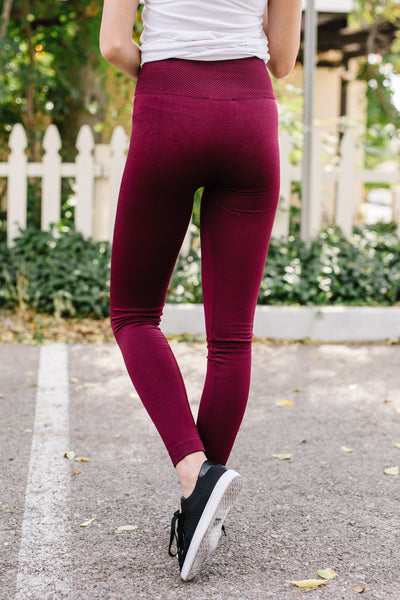 Fleece Lined Leggings In Burgundy