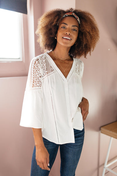 Gracie Lacey Shoulder Top In Ivory