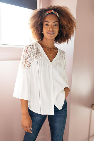 Gracie Lacey Shoulder Top In Ivory