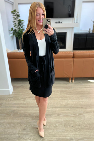 Slouchy Pocket Open Cardigan in Black