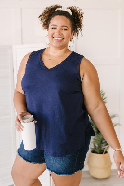 Jenna Basic Tank in Navy