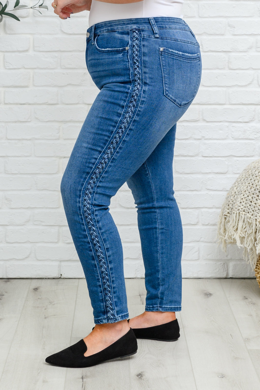 Karina Relaxed Fit Braided Side Seam Detail Jeans