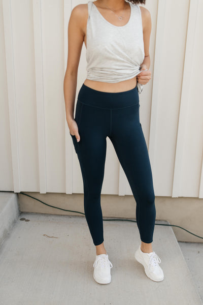 Kickin' It Leggings in Nocturnal Navy