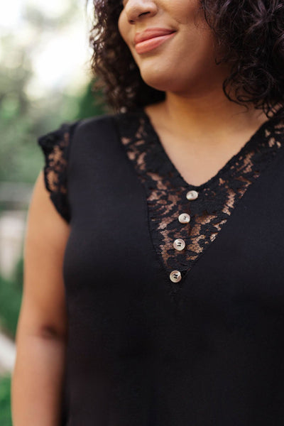 Lace Cap Sleeve Top in Black