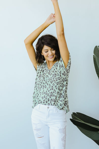 Leap Of Faith V-Neck In Mint