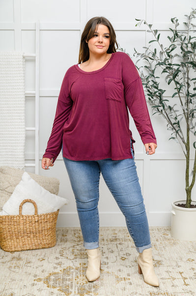 Long Sleeve Knit Top With Pocket In Burgundy