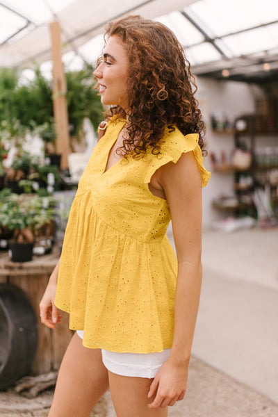 Lucy Eyelets Top in Dandelion