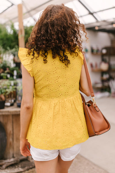 Lucy Eyelets Top in Dandelion