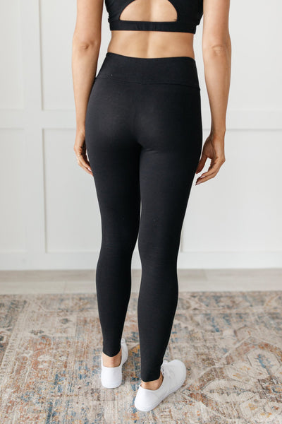 Lucy Lounging Leggings in Black