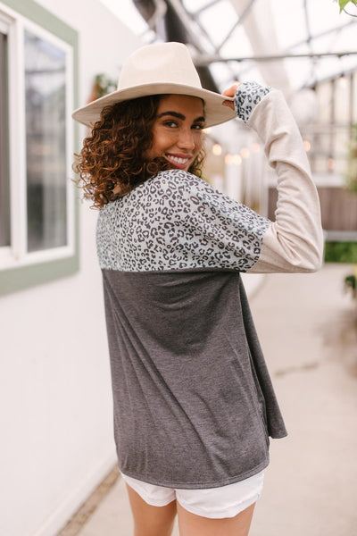 Maggie Raglan Top in Charcoal