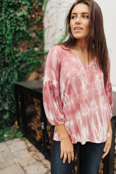 Marvelous Mauve Tie Dye V Neck