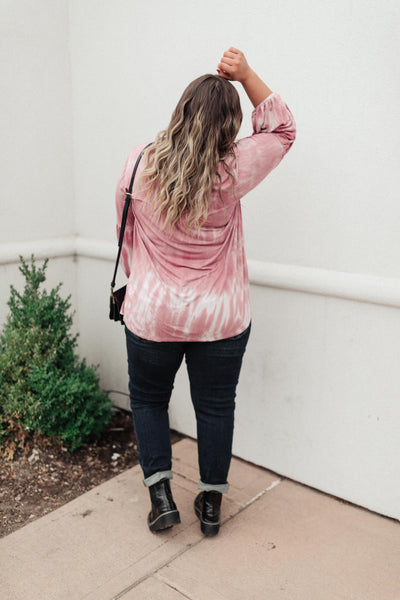 Marvelous Mauve Tie Dye V Neck