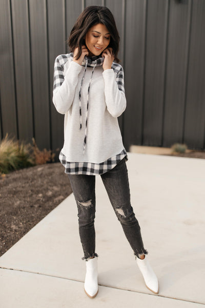 Plaid Details Top in Grey