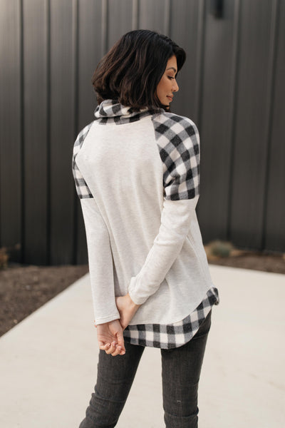 Plaid Details Top in Grey