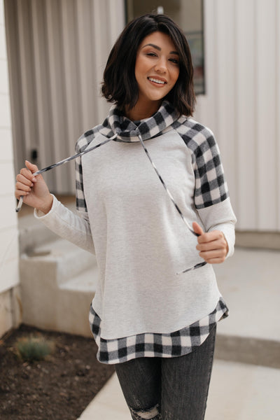 Plaid Details Top in Grey