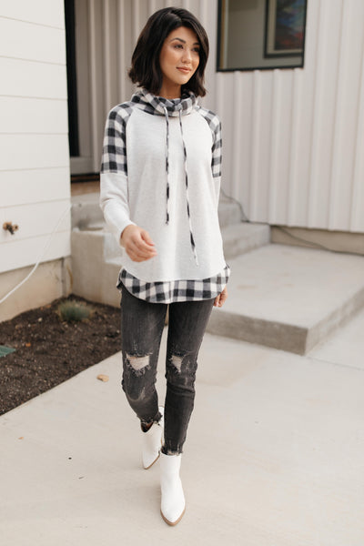 Plaid Details Top in Grey