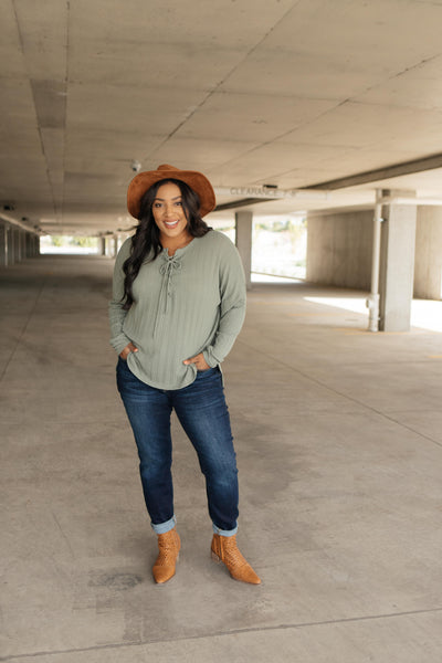 Straight Laced Ribbed Top In Sage