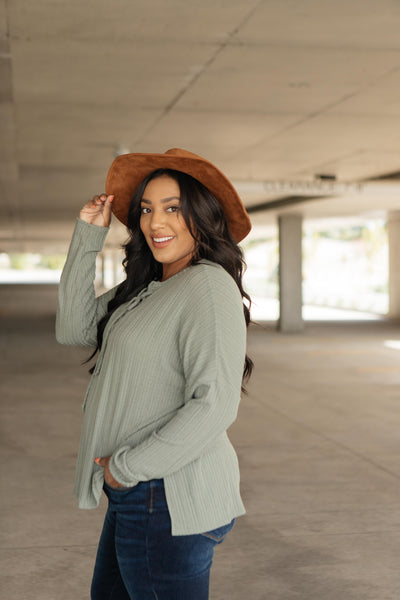 Straight Laced Ribbed Top In Sage