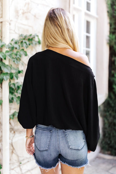 Summer Off My Shoulder, Off My Mind Blouse in Black