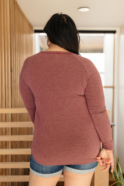 Super Simple Long Sleeve Tee in Burgundy