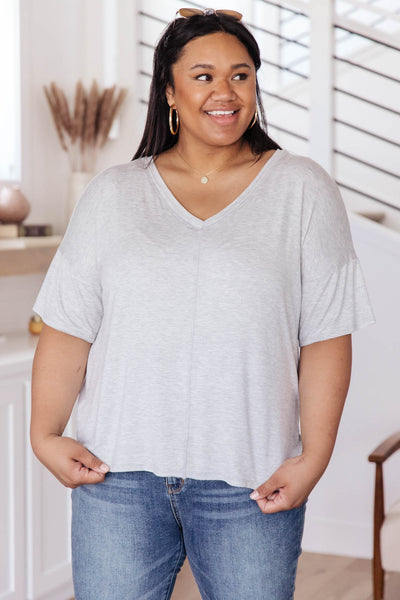 Top Stitch V-Neck In Heather Gray