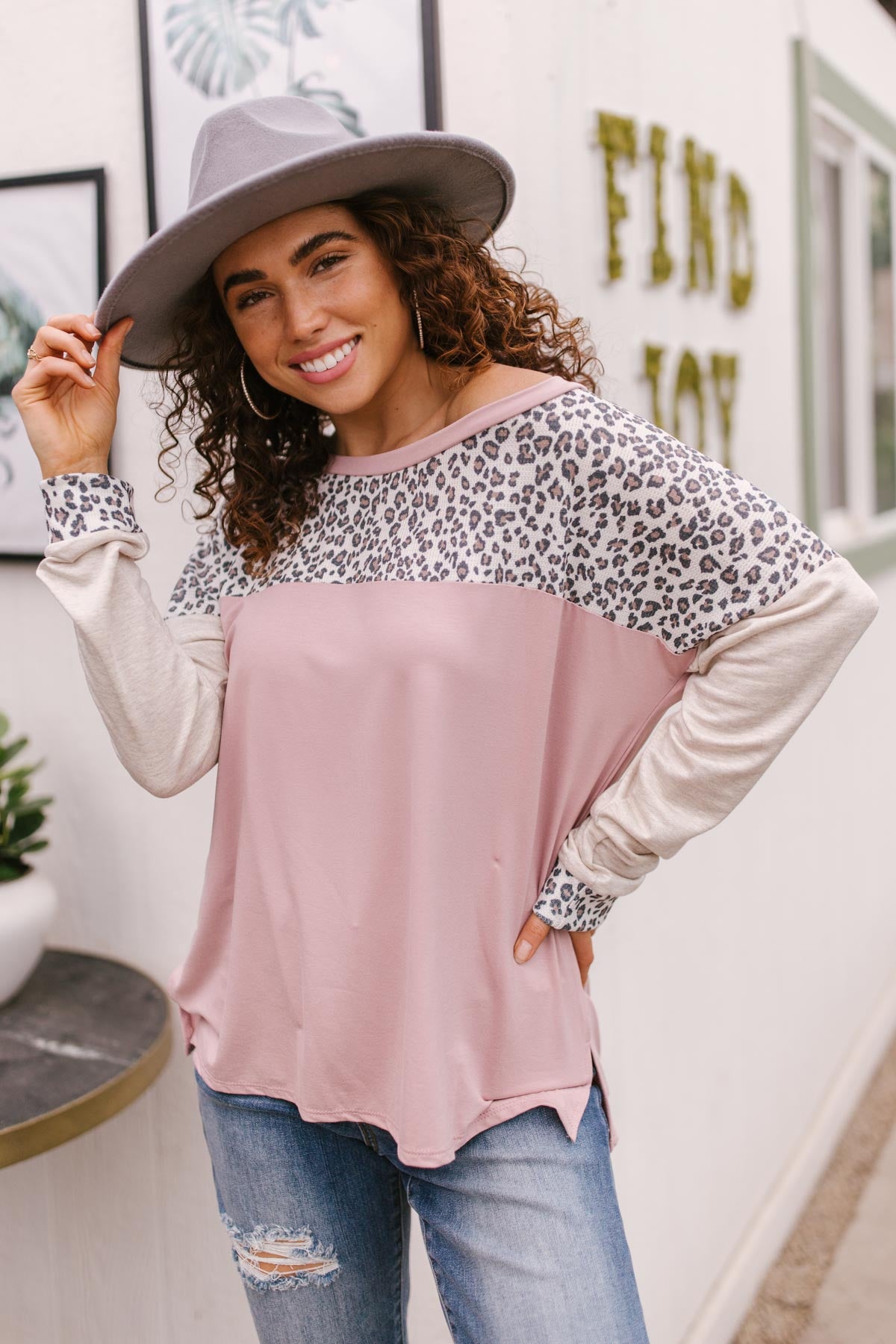 Maggie Raglan Top in Pink