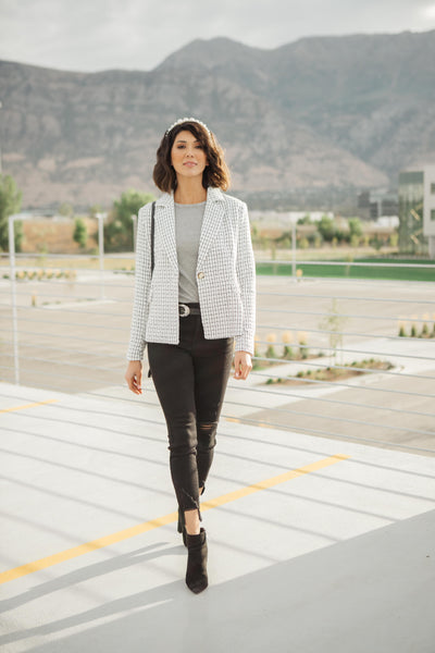 Tweedle Dee-lightful Tweed Blazer In Ivory