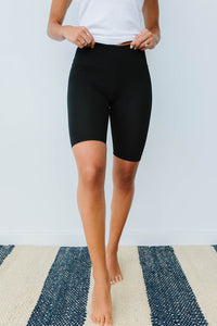 Aero Biker Shorts In Black