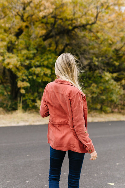 Atlas Tencel Anorak In Brick