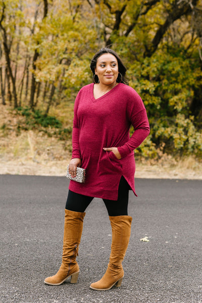 Brushed Melange V-Neck Sweater In Burgundy